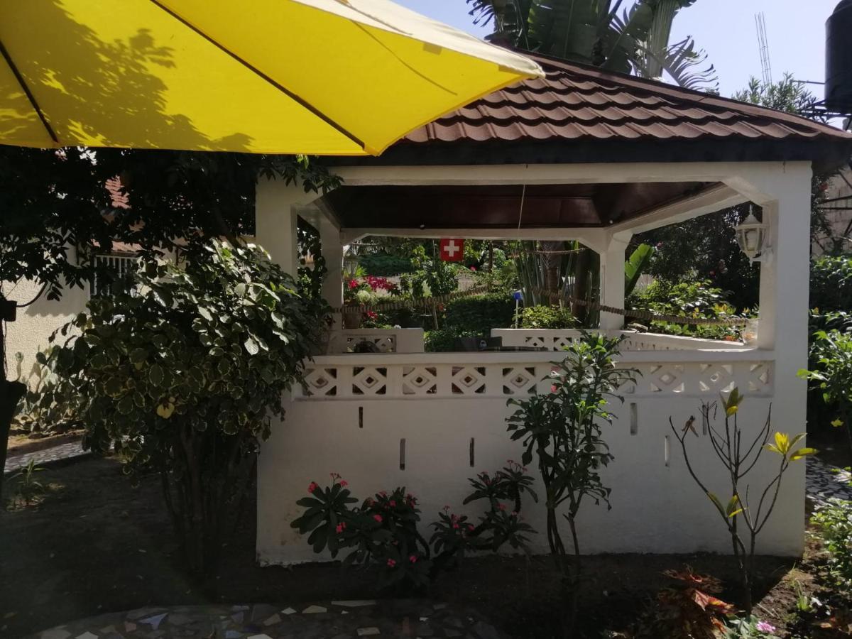 Swiss Garden House In Kerr Sering With Full Private Compound Serrekunda Exterior foto